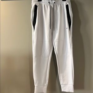 Men’s American eagle joggers